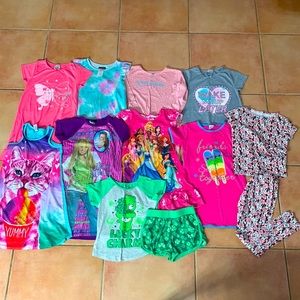 Girl Pajamas Minnie Mouse Disney Princess’s Princess Hannah Montana Kitten